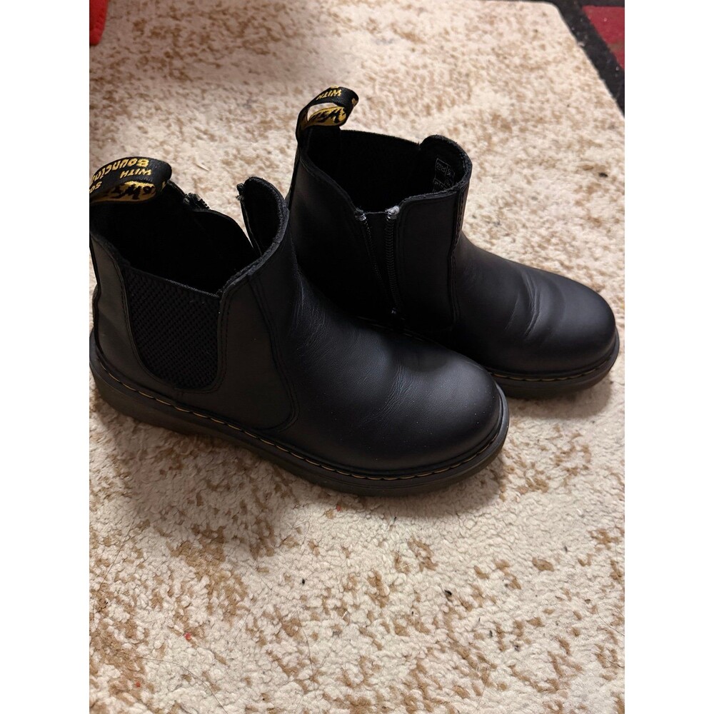 Dr. Martens Kids' 2976 Chelsea Boot Little Kid - Black - Size 3 - USED